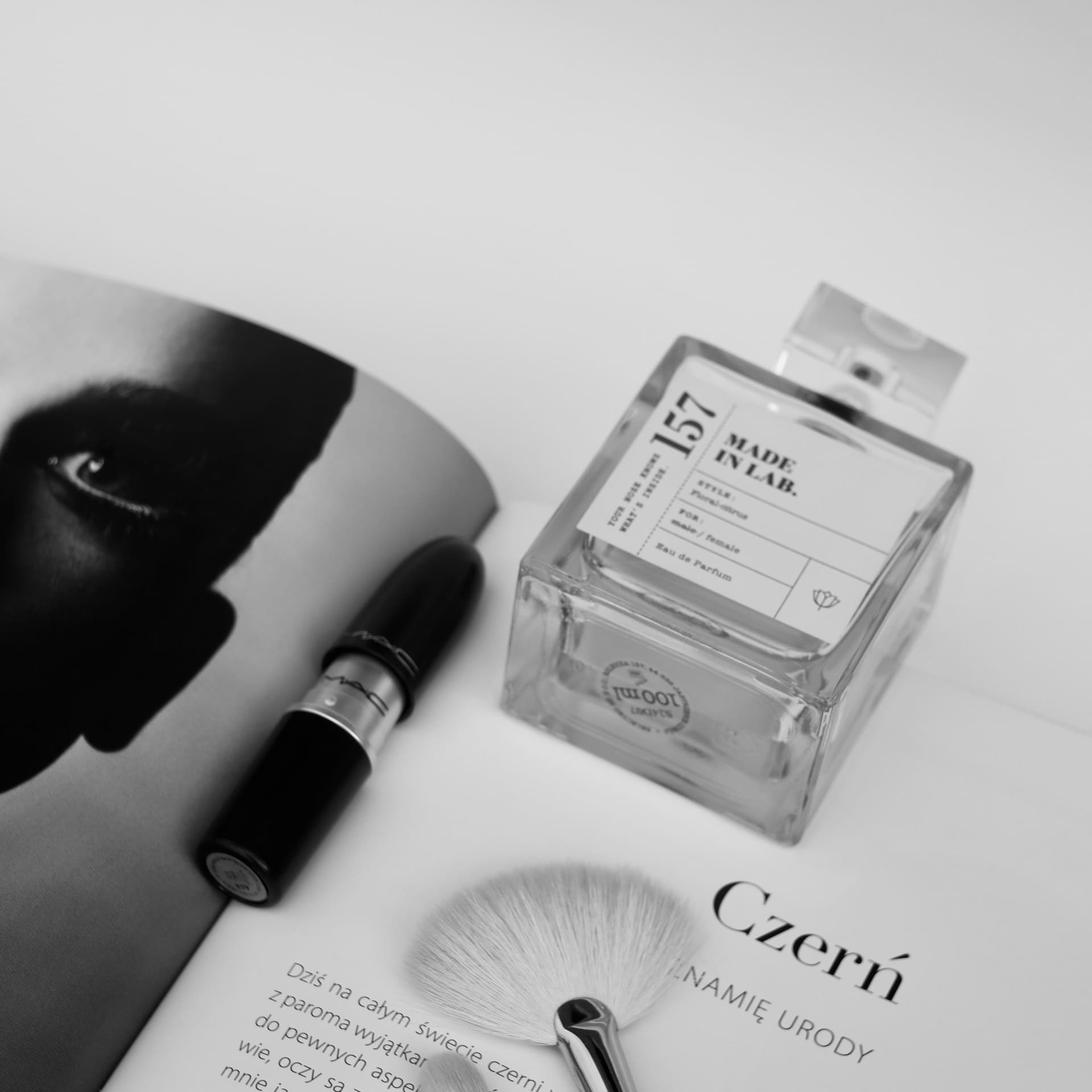 Perfumy i szminka MAC